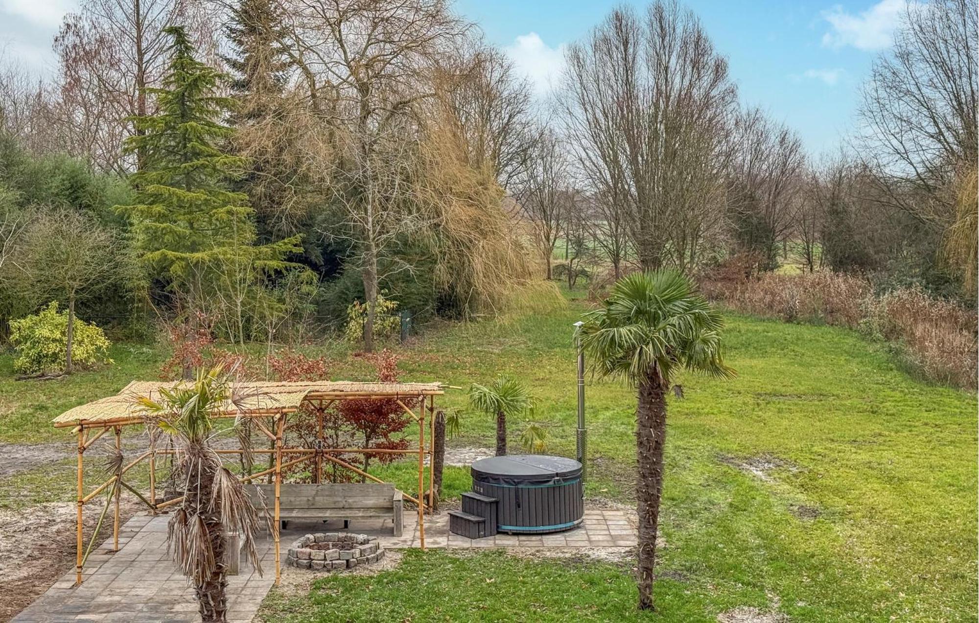 Beautiful Home In Son En Breugel With House A Panoramic View Exterior foto